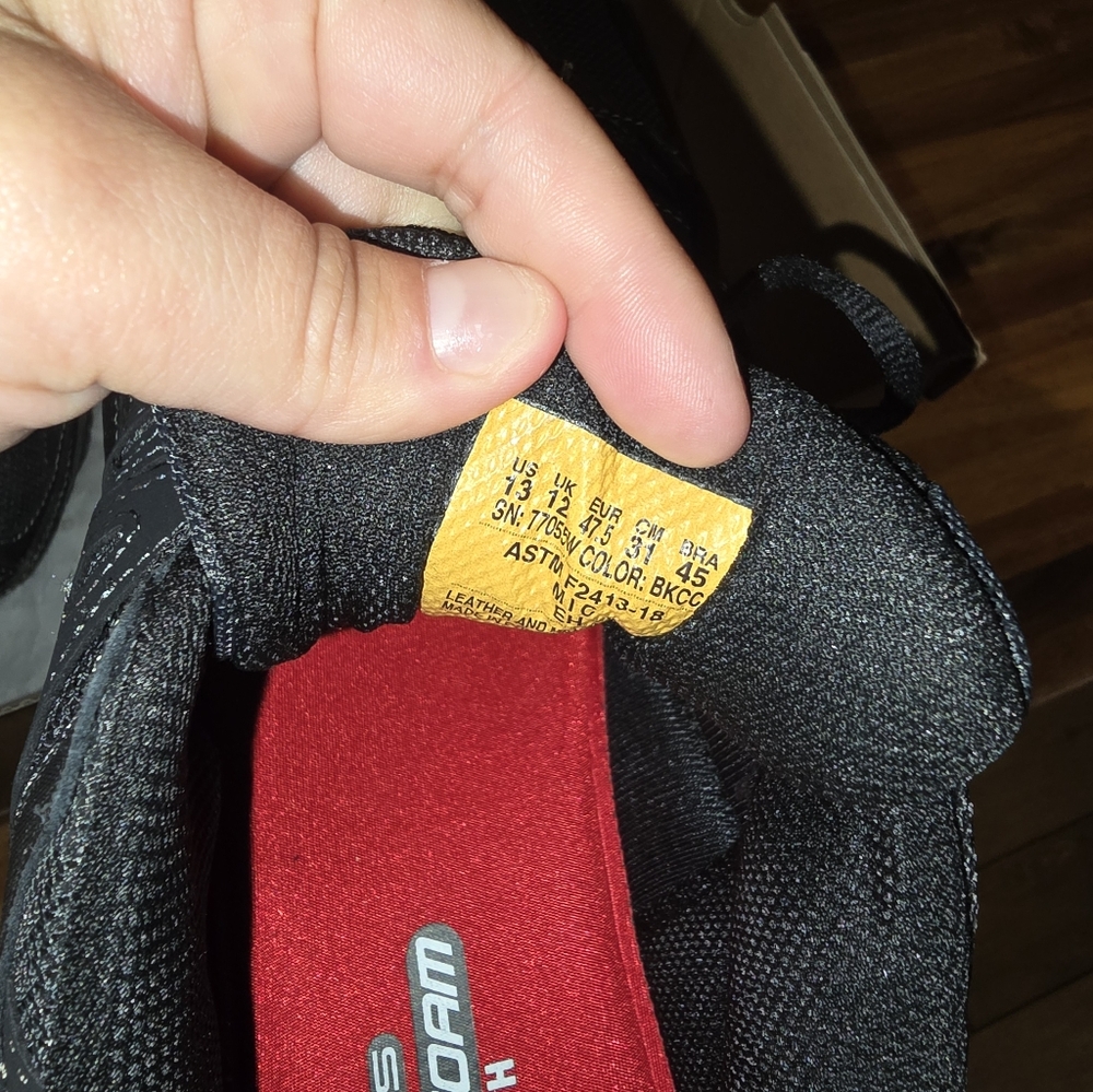 Skechers Men's Black and Red Work Steel Toe Shoes - Picture 4 of 4